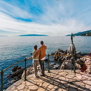  Apartment Maja With Free Private Parking And Lovely Sea View Terrace