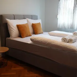 Marta Apartman